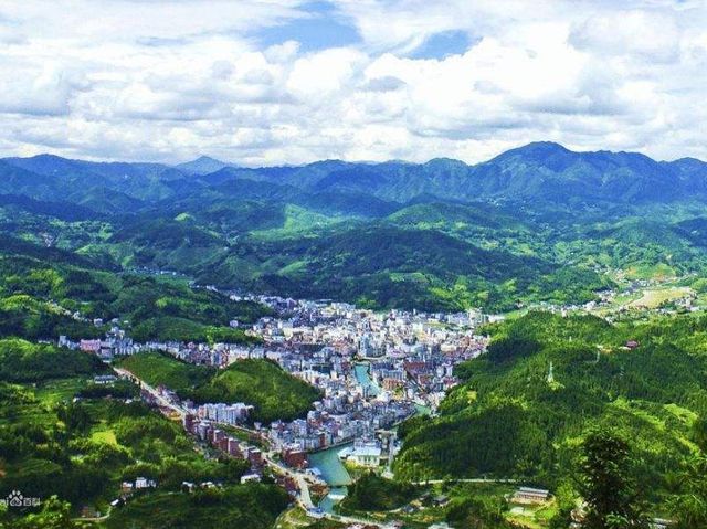 桂东刘洪越，自然美景探索之旅，追寻内心平和与喜悦的最新旅程