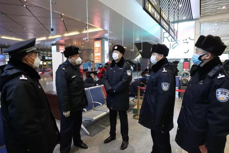 深圳疫情最新科技重塑防护体验，引领智能生活新纪元！